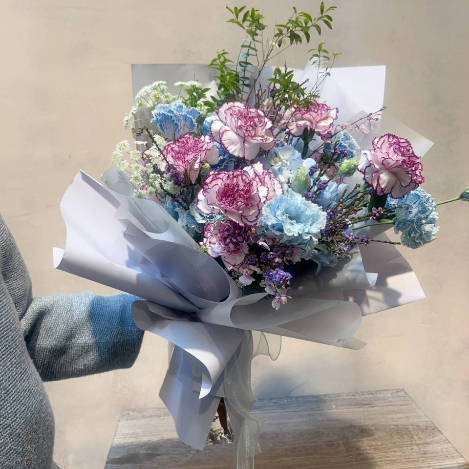夢幻藍紫浪漫花束-實拍圖片