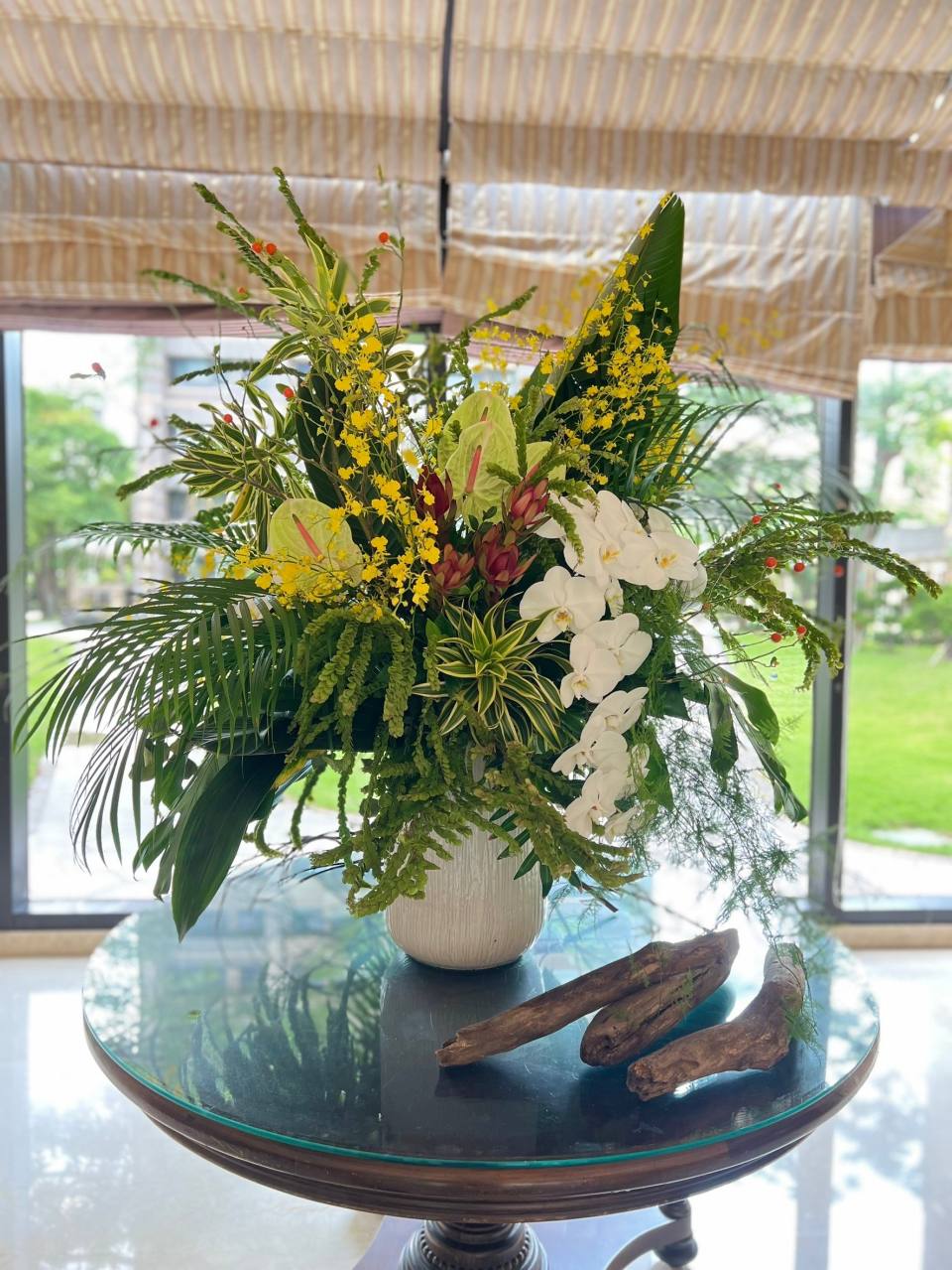 白綠系大型花藝盆花-實拍圖片