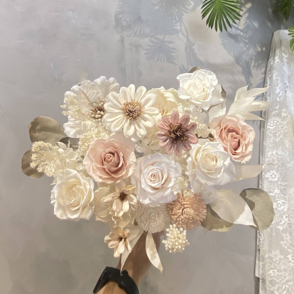白與香檳 永生花捧花