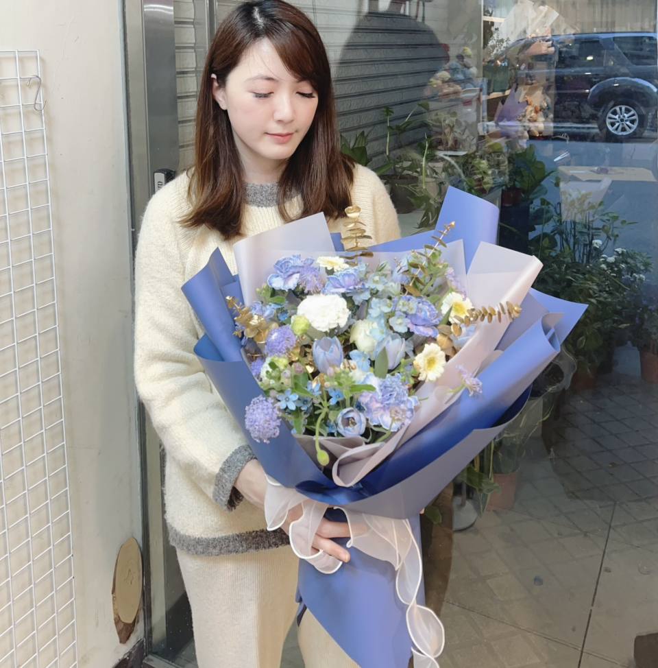 藍精靈-實拍圖片